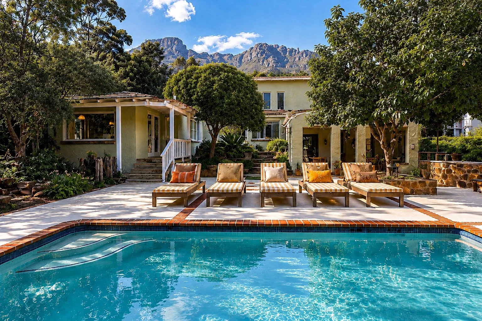 Chestnut Drive pool and house, Cape Town