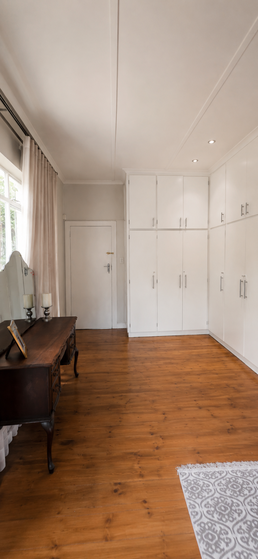 Manor Suite